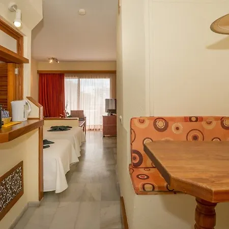 Hovima Atlantis Hotel 4*